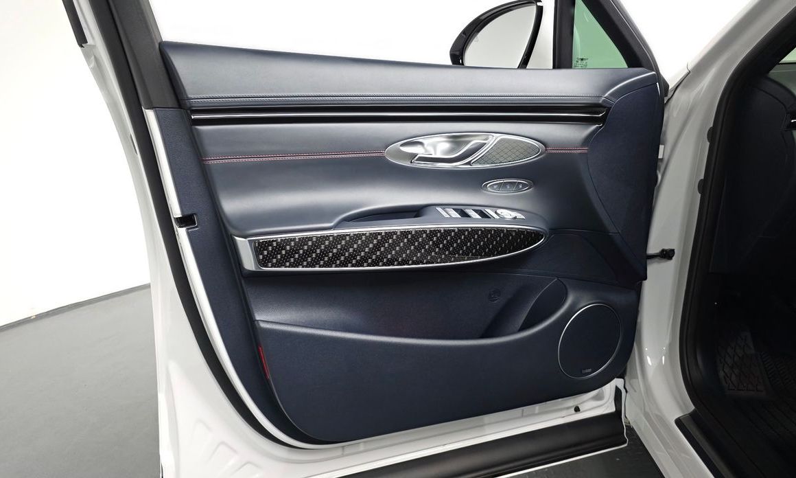 Genesis GV70 2023