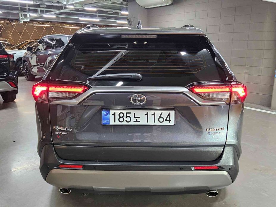 Toyota RAV4 2025