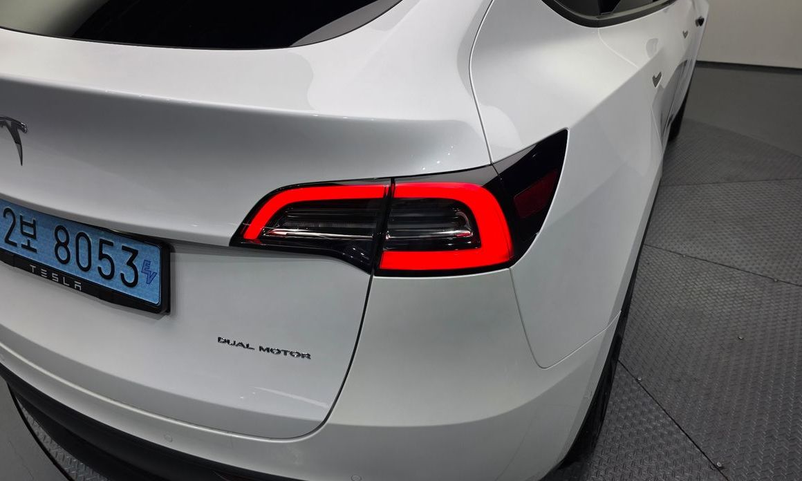 Tesla Model Y 2022
