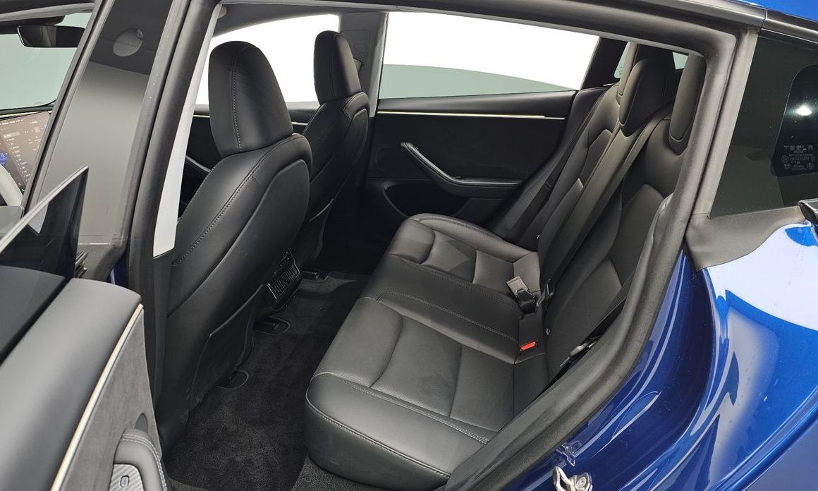 Tesla Model 3 2024