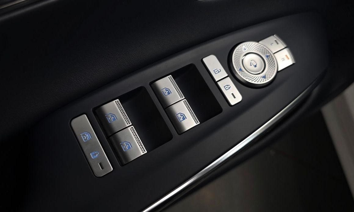 Genesis GV70 2023