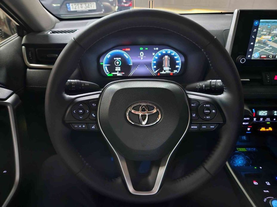 Toyota RAV4 2025