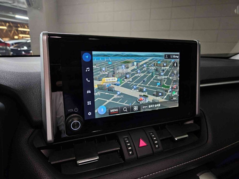 Toyota RAV4 2025