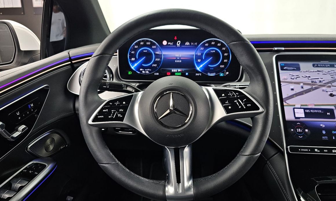 Mercedes-Benz EQE 2023