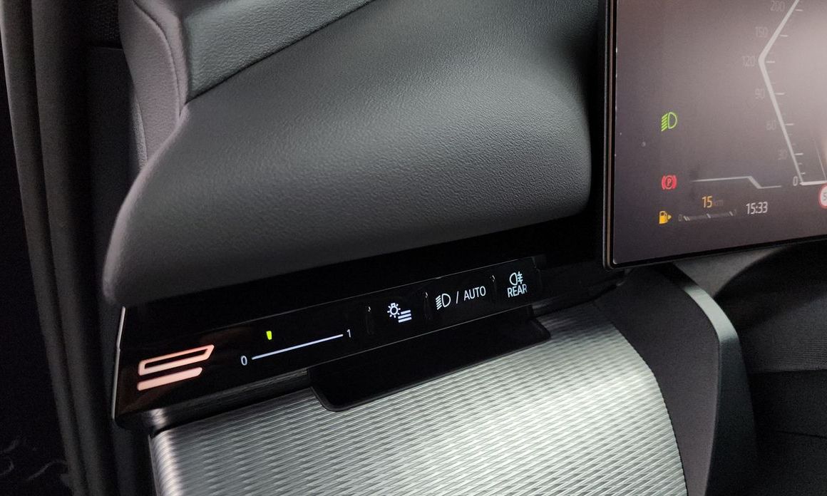 BMW 5-Series 2024