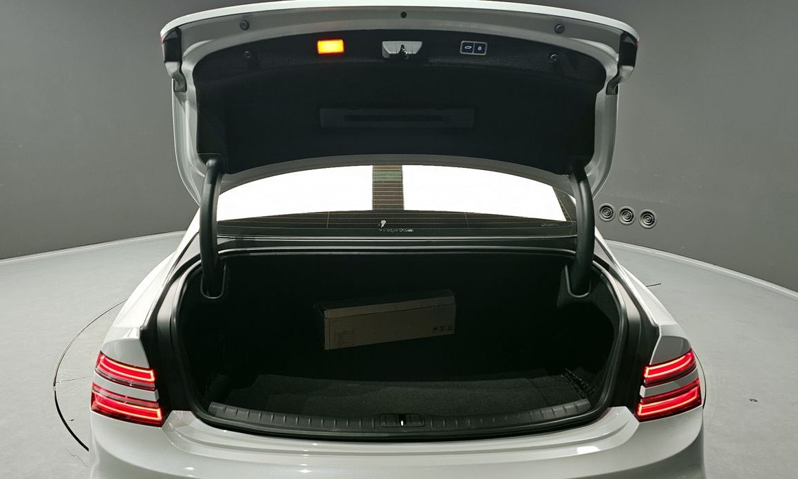 Genesis G80 2025