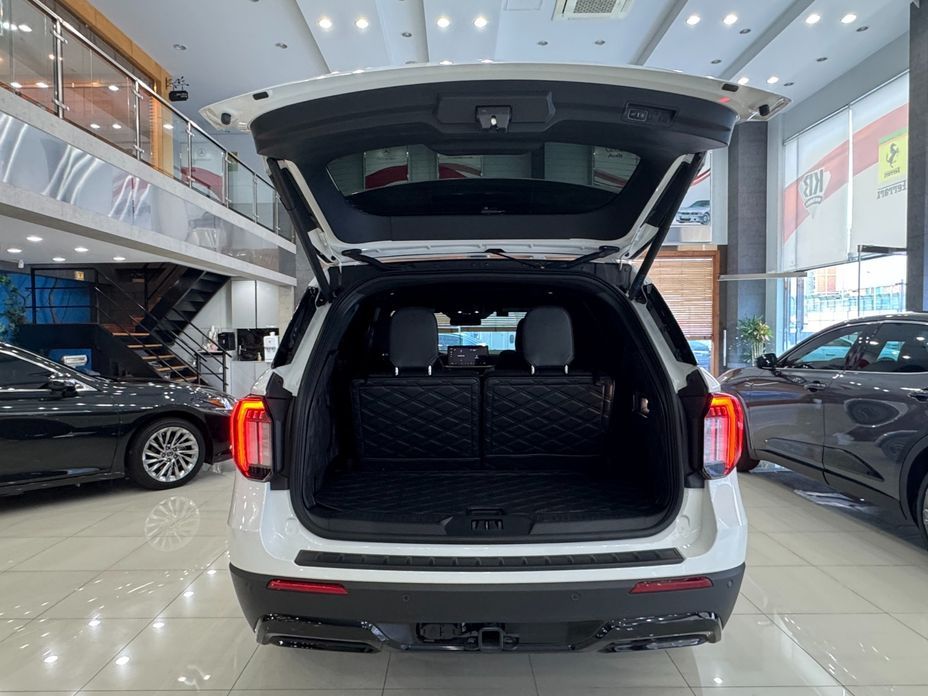Ford Explorer 2025