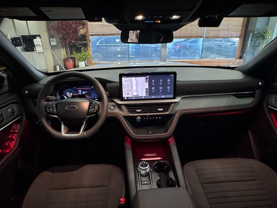 Ford Explorer 2025