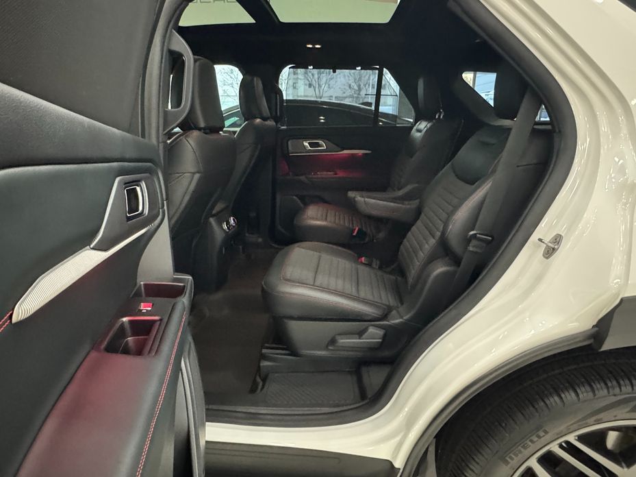 Ford Explorer 2025