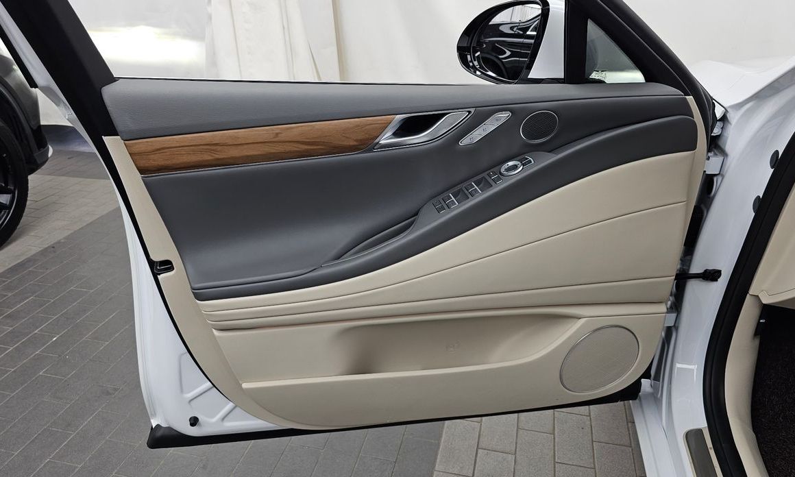 Genesis G80 2025