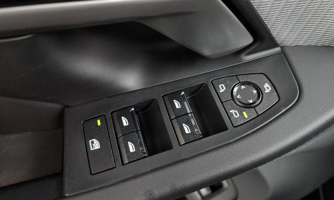 BMW 5-Series 2024