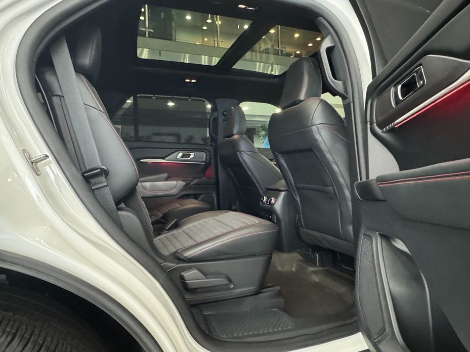 Ford Explorer 2025