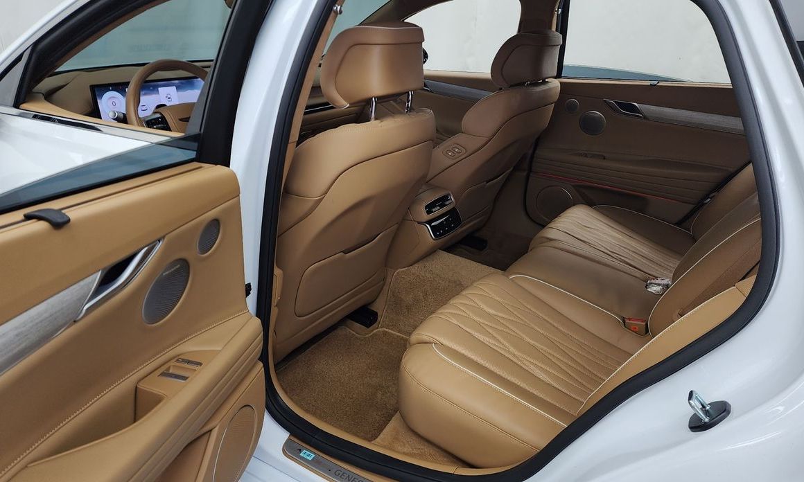 Genesis G80 2025