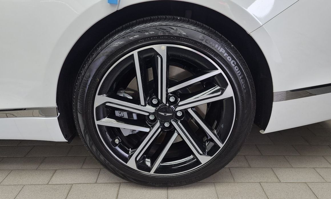 Genesis G80 2025