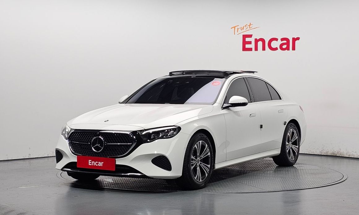 Mercedes-Benz E-Class 2025