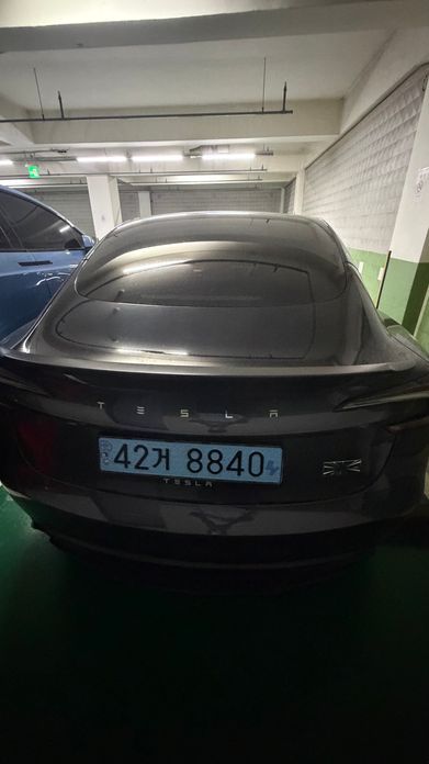 Tesla Model 3 2024