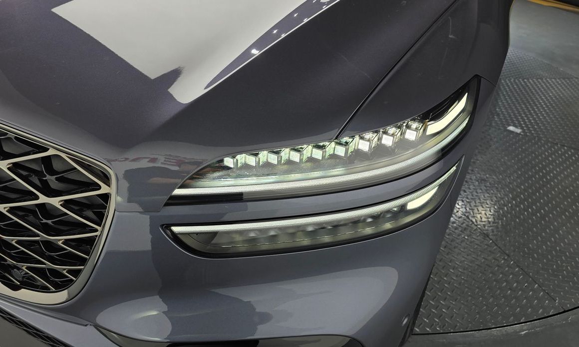 Genesis GV70 2025