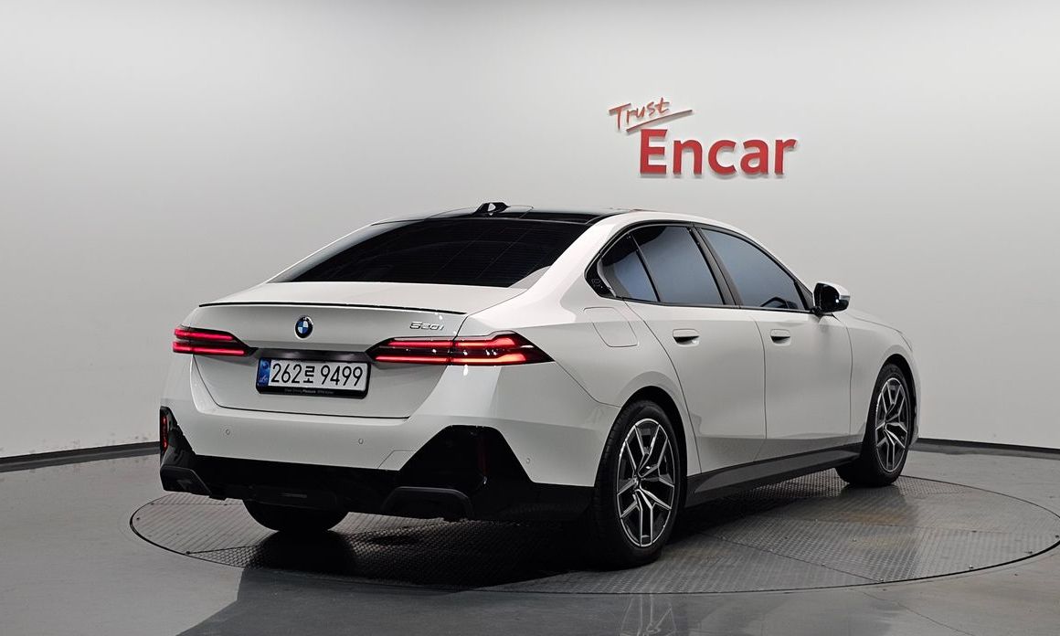 BMW 5-Series 2026