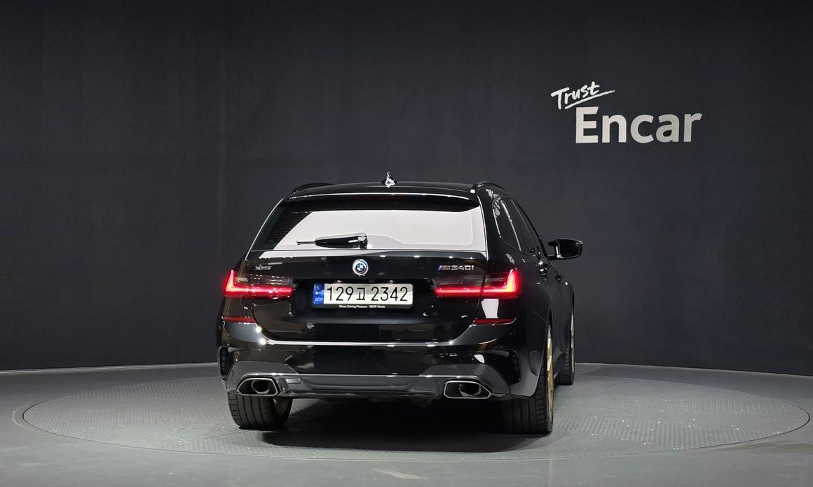 BMW 3-Series 2022