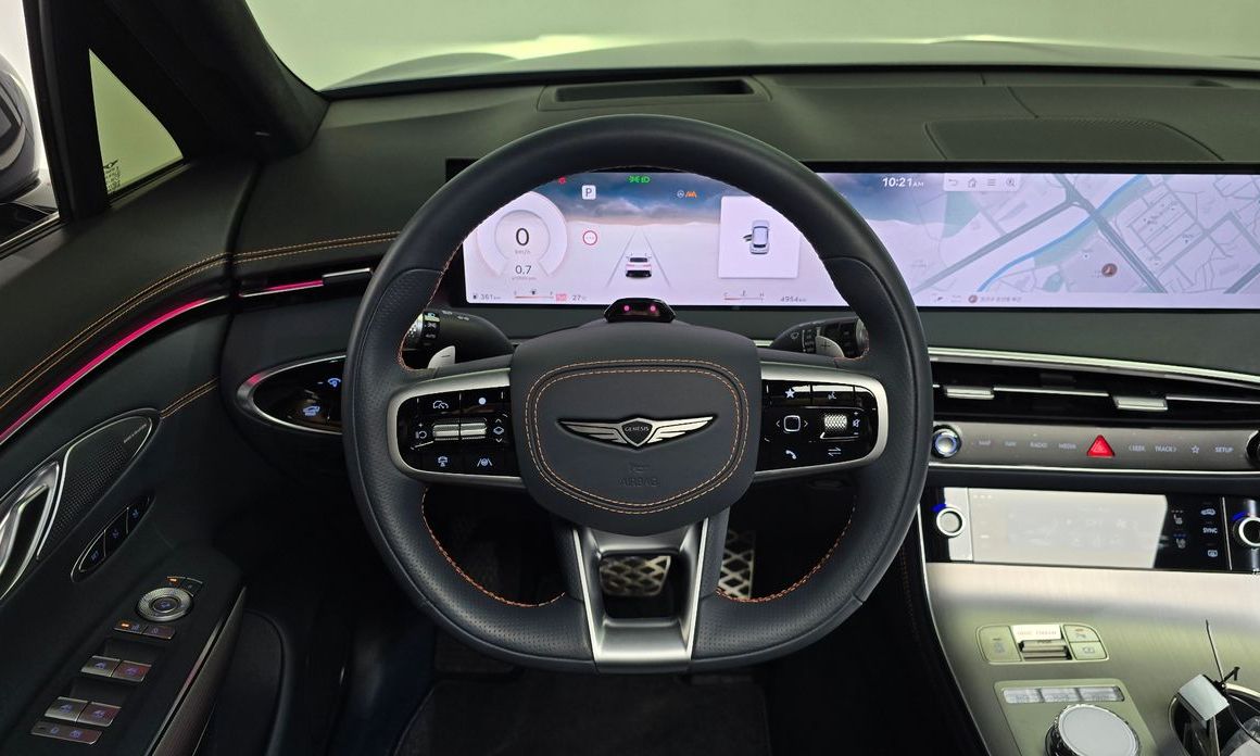 Genesis GV70 2025