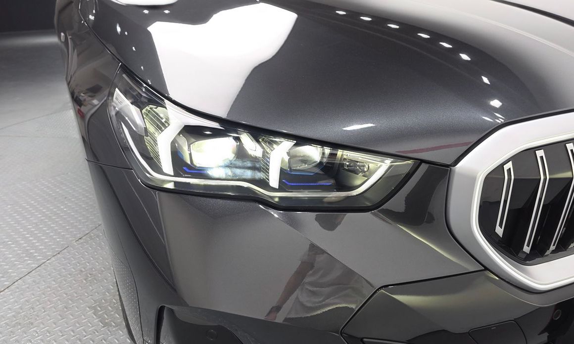 BMW 5-Series 2025