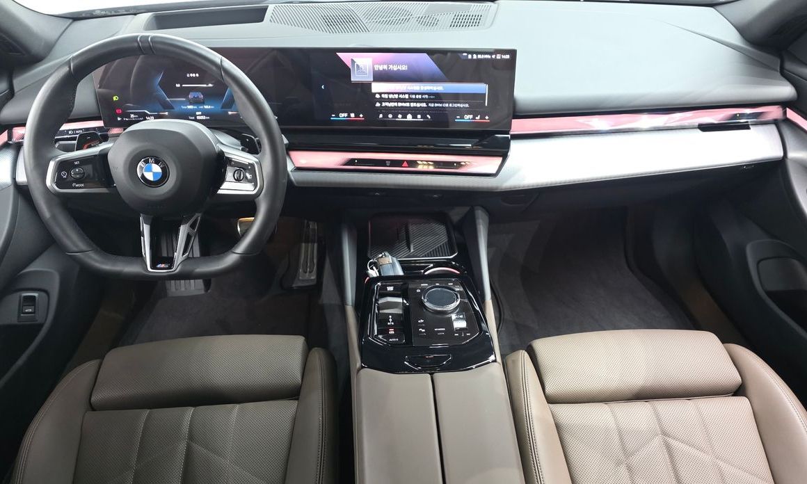 BMW 5-Series 2025