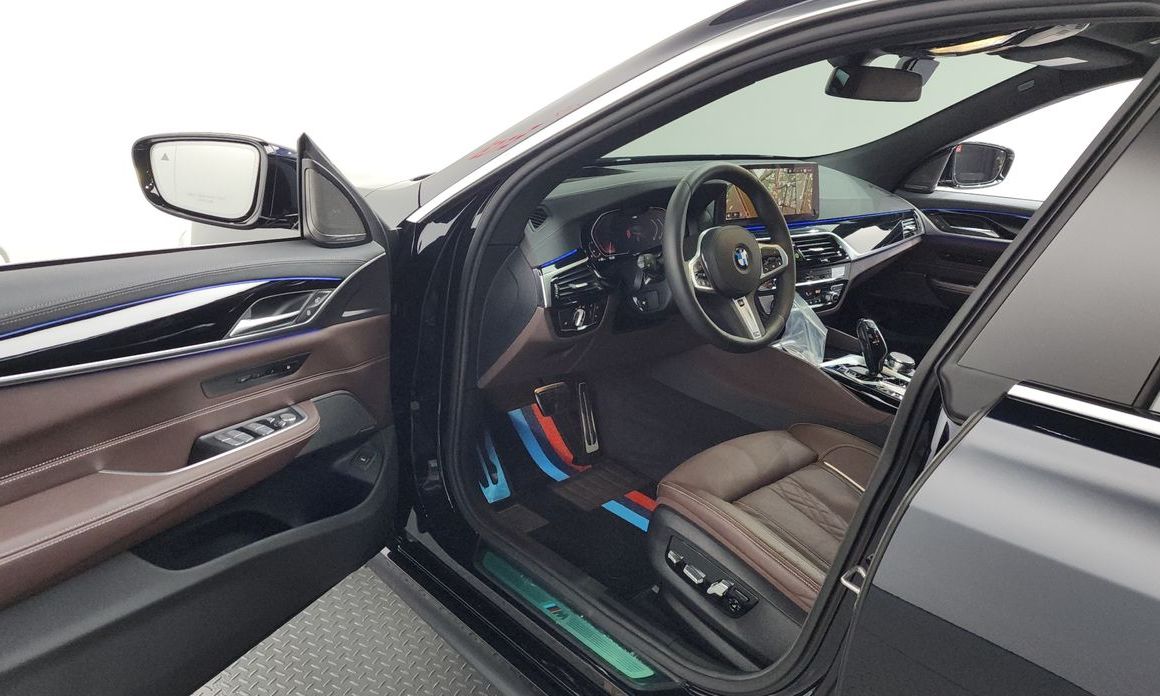 BMW Gran Turismo 2024
