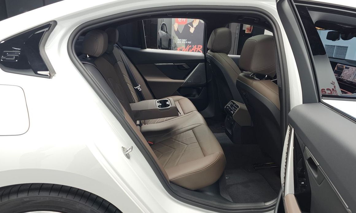 BMW 5-Series 2026