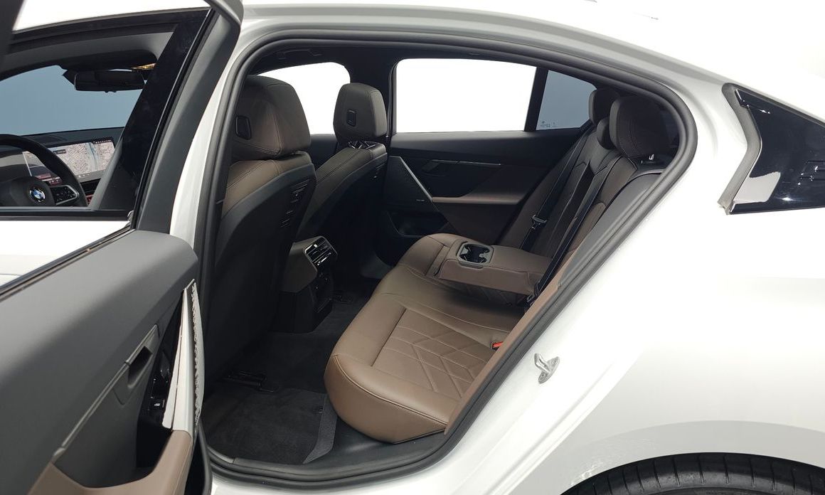 BMW 5-Series 2026