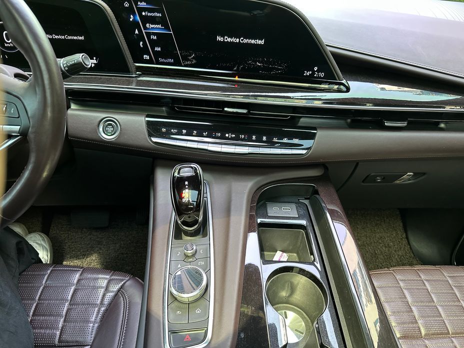 Cadillac Escalade 2021