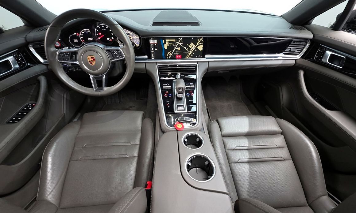 Porsche Panamera 2018