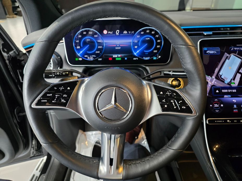 Mercedes-Benz EQE 2023
