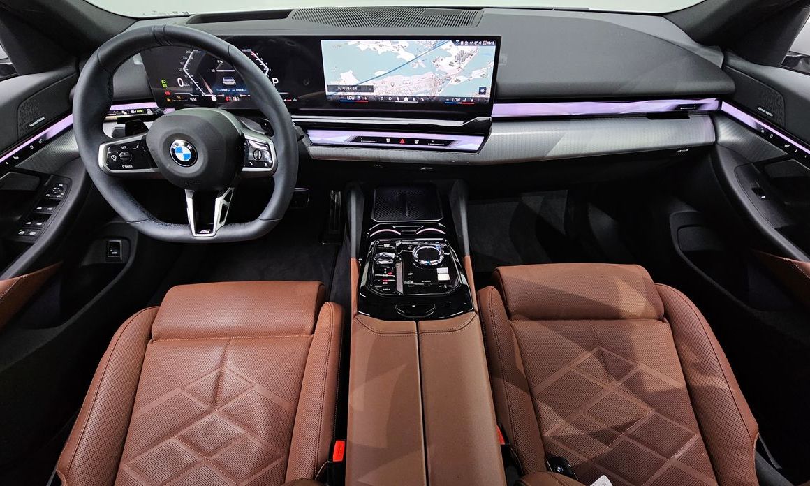 BMW 5-Series 2025