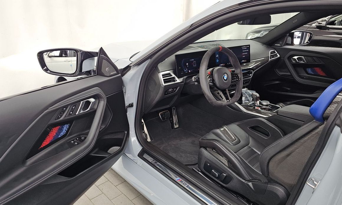 BMW M2 2025