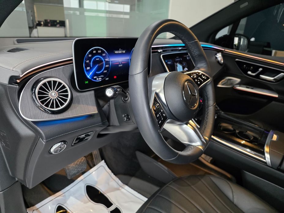 Mercedes-Benz EQE 2023
