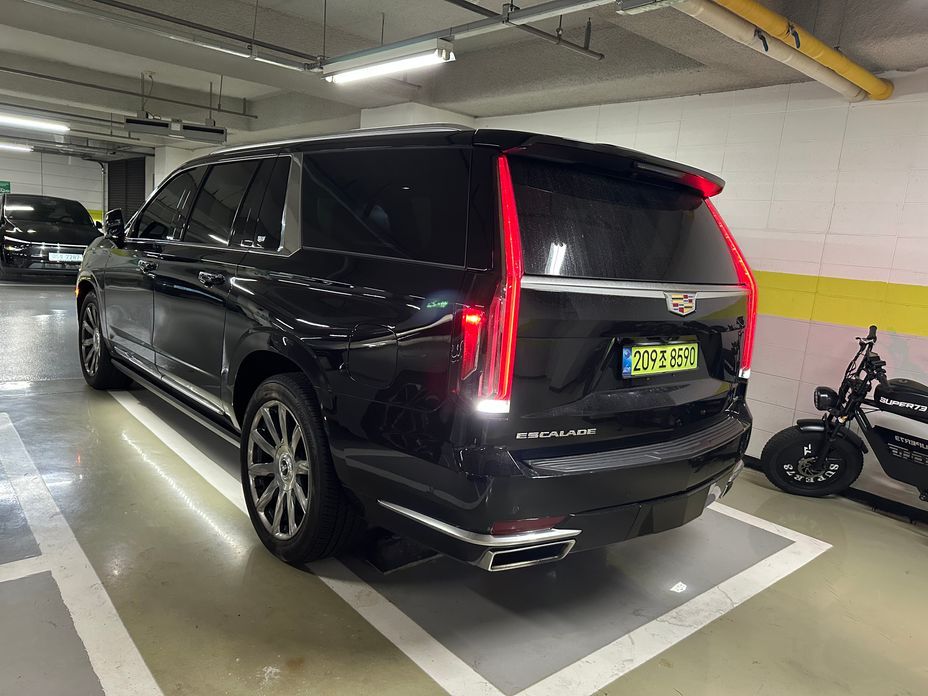 Cadillac Escalade 2021