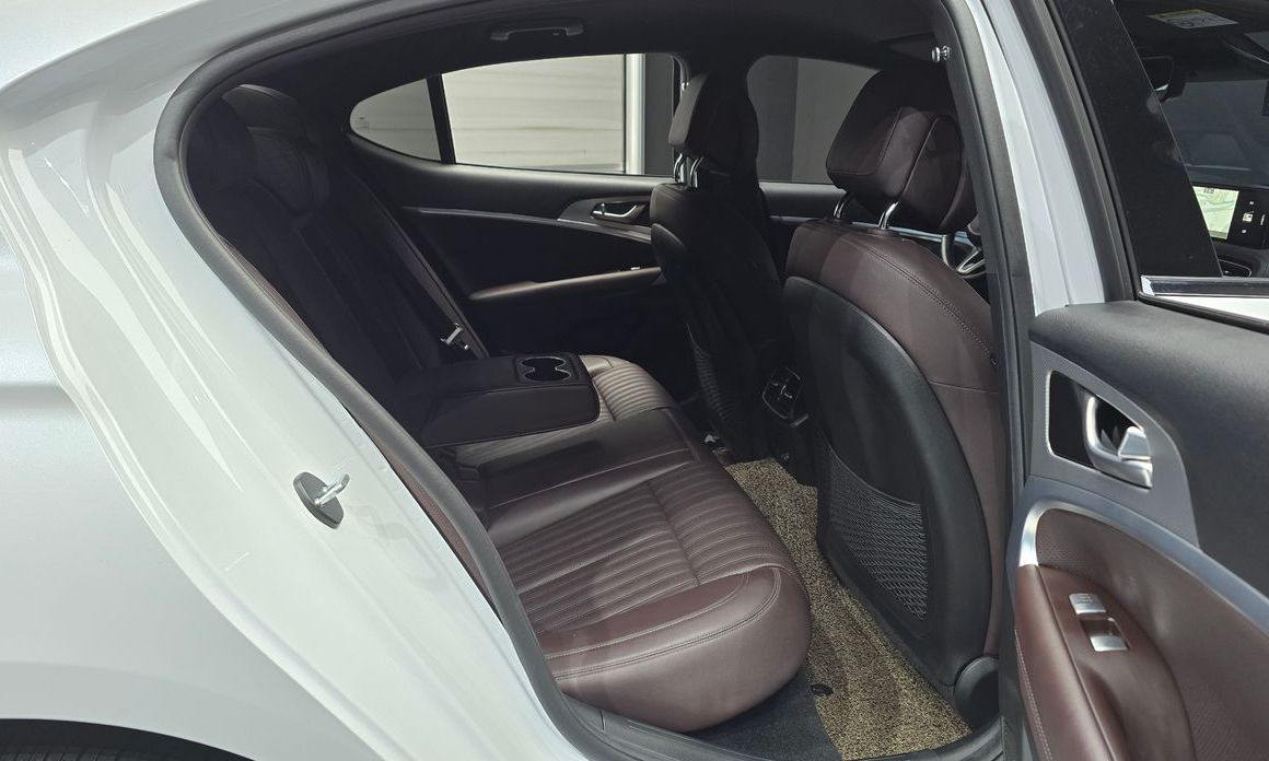 Genesis G70 2023