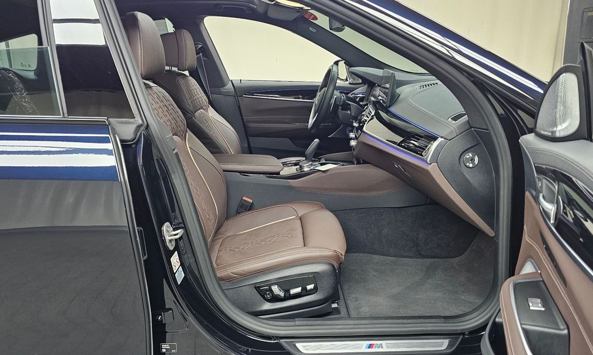 BMW Gran Turismo 2024