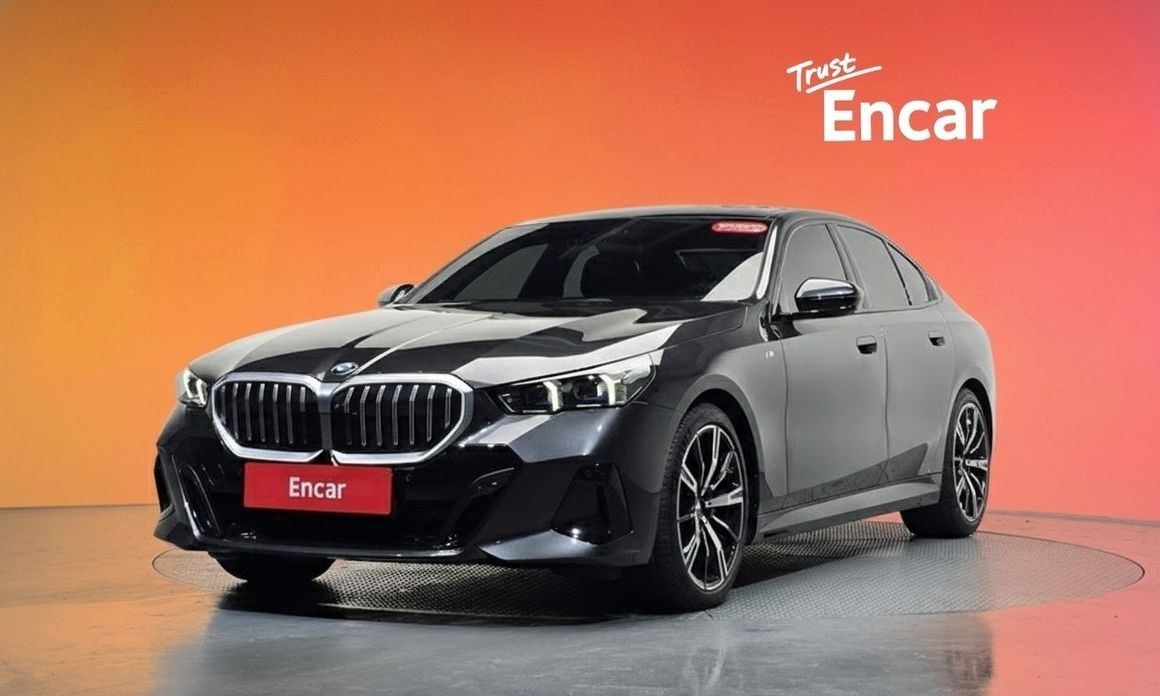 BMW 5-Series 2024