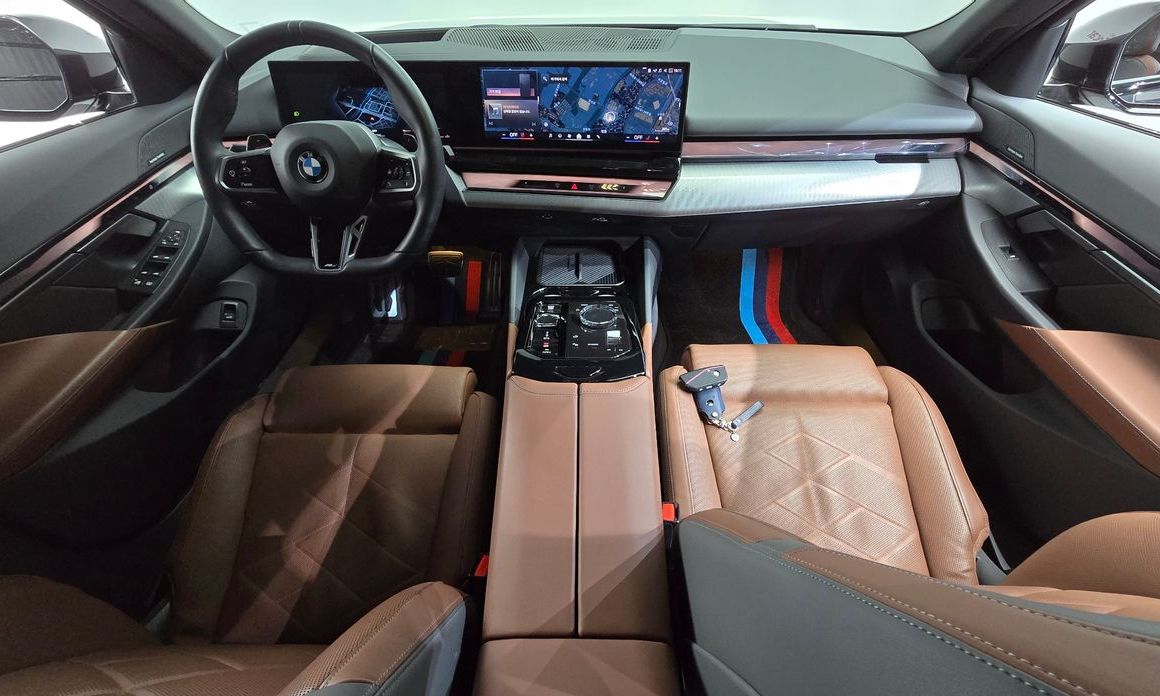 BMW 5-Series 2024