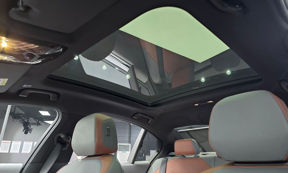 BMW 5-Series 2024