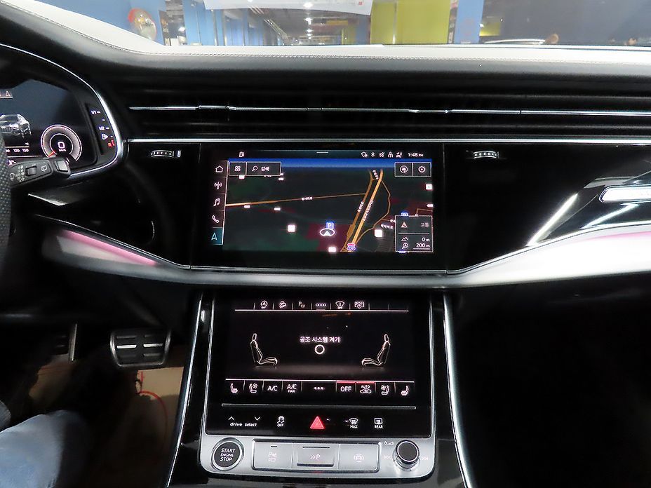 Audi Q8 2023