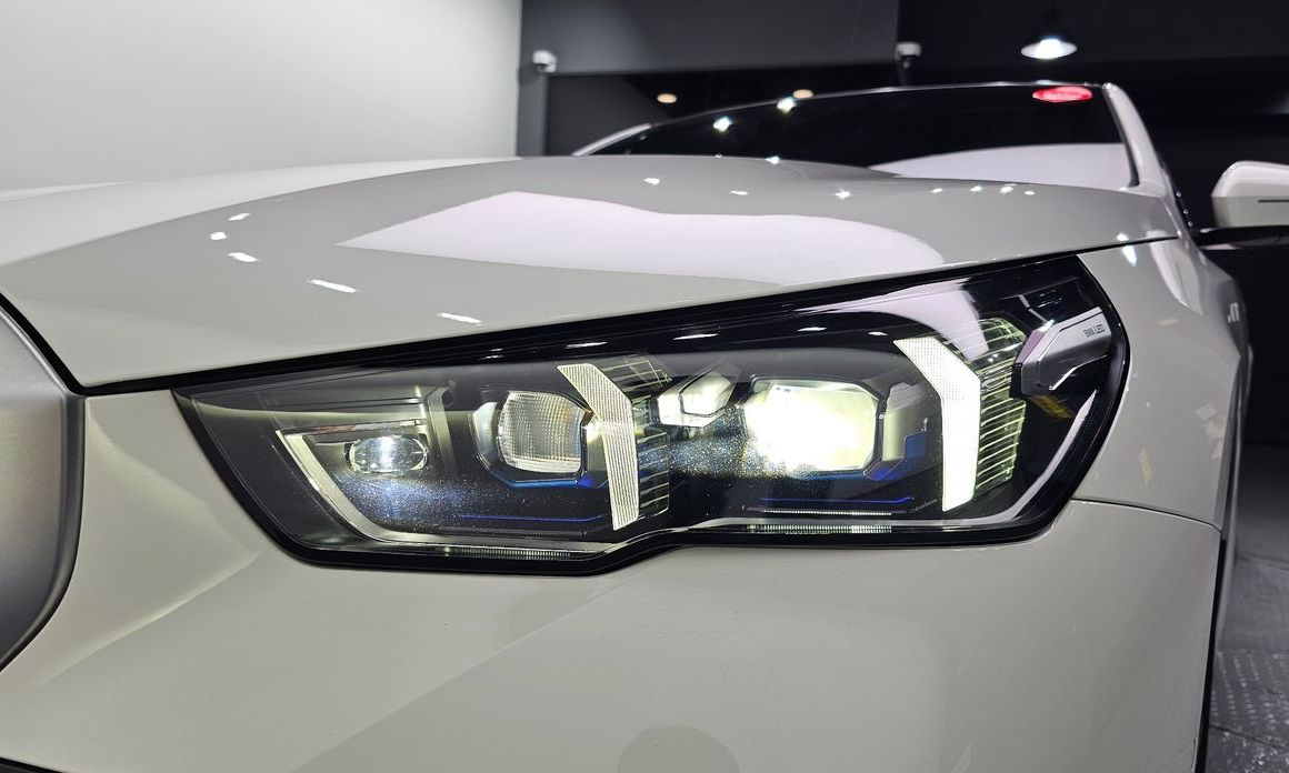 BMW 5-Series 2025