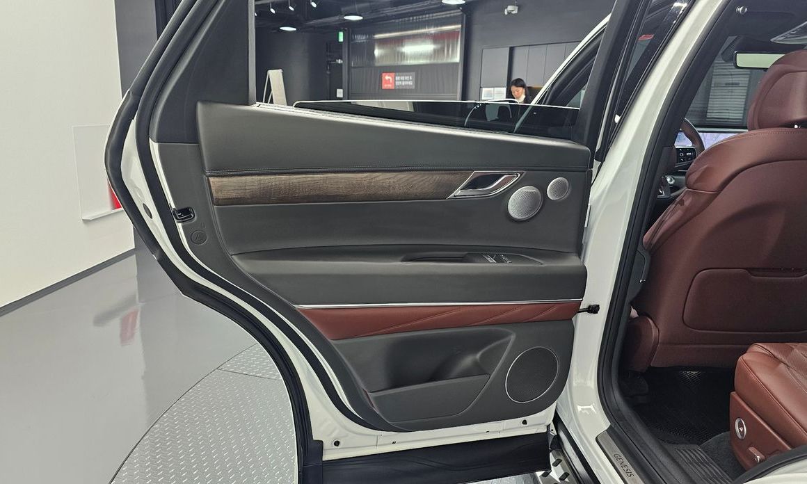 Genesis GV80 2025