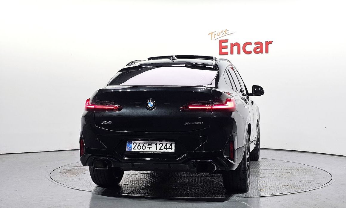BMW X4 2025