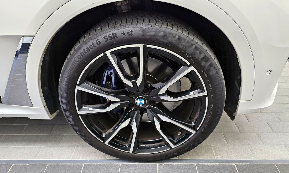 BMW X7 2020
