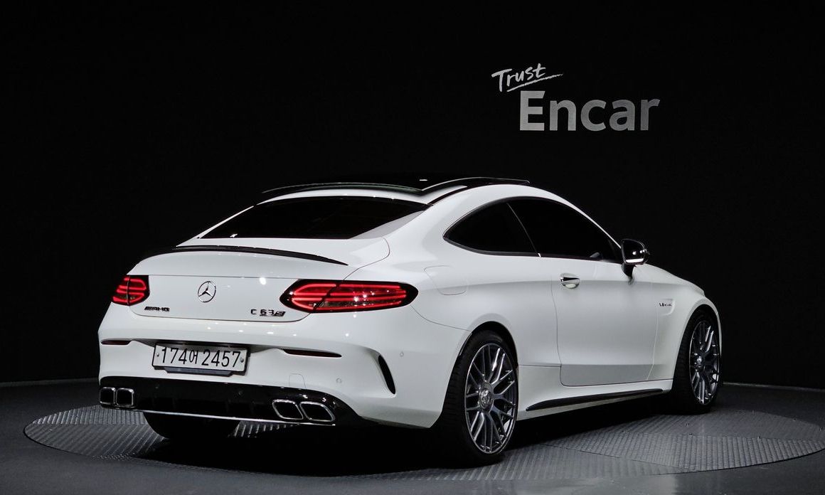 Mercedes-Benz C-Class 2020