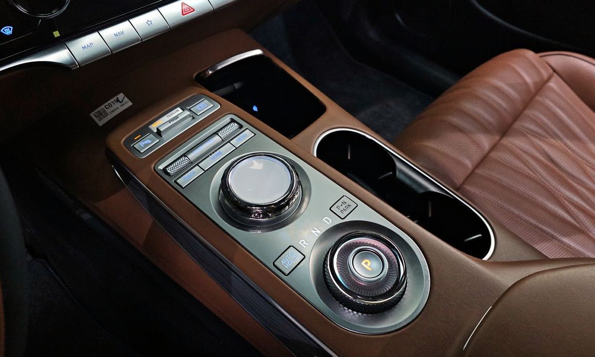 Genesis GV70 2023