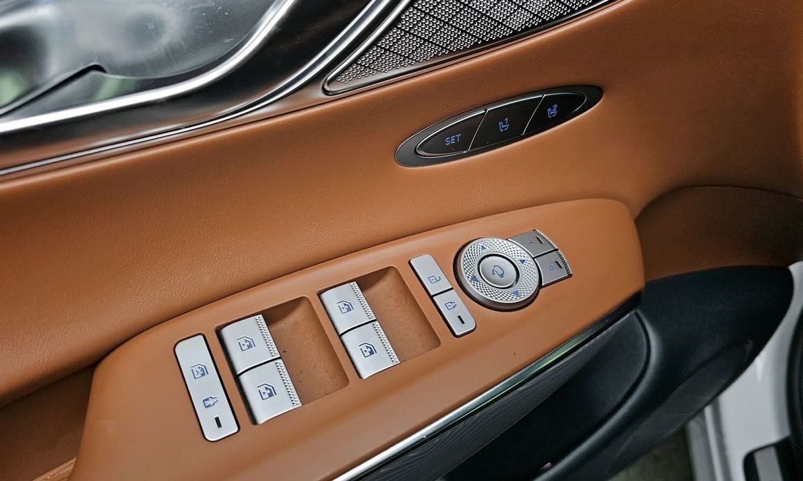 Genesis GV70 2023