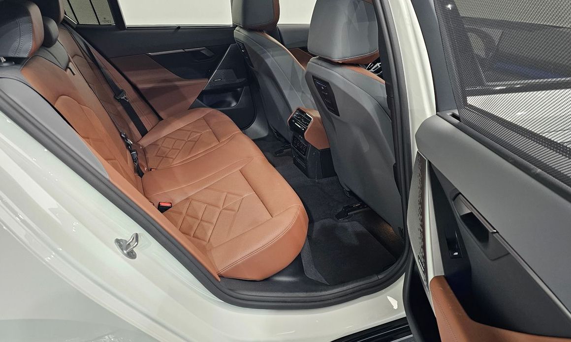 BMW 5-Series 2025